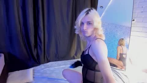 Angel online show from October 8, 6:27 pm