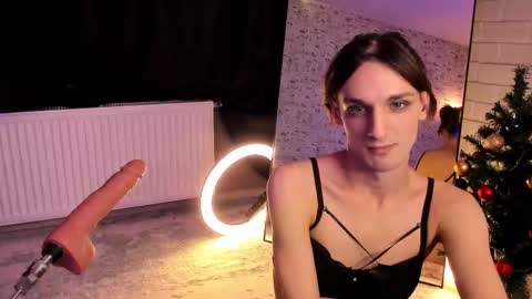 Snapshot of anjella_botton chatting on January 19, 1:31 am Angel online show from January 19, 1:31 am