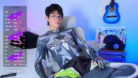 Snapshot of anky_xx chatting on October 31, 2:12 am Anky online show from October 31, 2:12 am