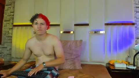 ANGEL AND TEFY online show from December 21, 6:37 pm