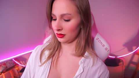 Ann online show from November 27, 2:41 pm