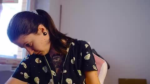 Ann online show from February 10, 12:18 pm