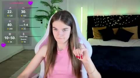 ann_woood online show from July 10, 2:41 pm
