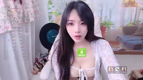anna6513812 online show from June 30, 1:39 am