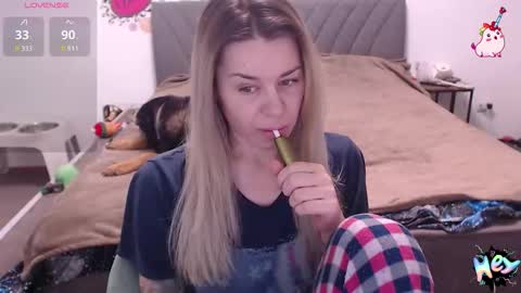 Anadirectgirl online show from February 13, 6:37 pm