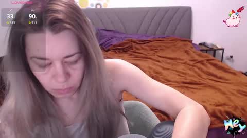 Anadirectgirl online show from April 19, 8:57 am