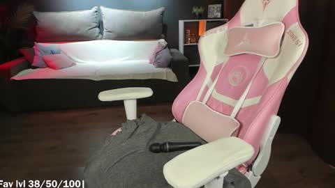 Snapshot of anna_belle3 chatting on March 7, 6:02 am AnnaThe next stream is tomorrow online show from March 7, 6:02 am