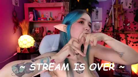 Snapshot of anna_bloom_ chatting on February 12, 8:07 pm Violett online show from February 12, 8:07 pm