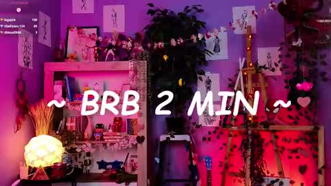 Snapshot of anna_bloom_ chatting on February 13, 7:31 pm Violett online show from February 13, 7:31 pm