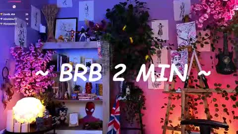 Snapshot of anna_bloom_ chatting on March 6, 6:16 pm Violett online show from March 6, 6:16 pm