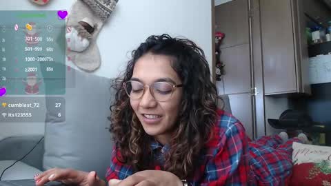 Anna online show from December 14, 3:58 pm