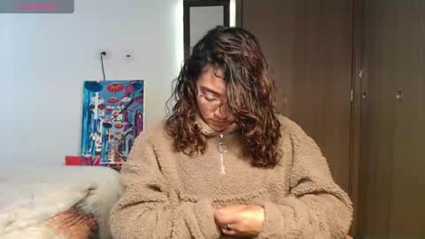 Anna online show from January 7, 3:23 pm