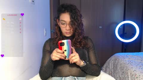 Anna online show from February 4, 2:53 pm