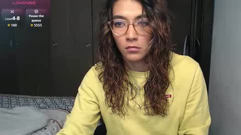 Anna online show from October 8, 3:20 pm