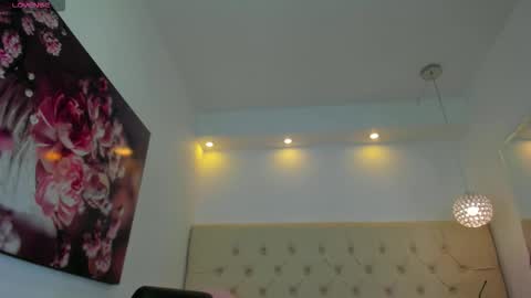 Anna Jules online show from November 23, 10:20 pm