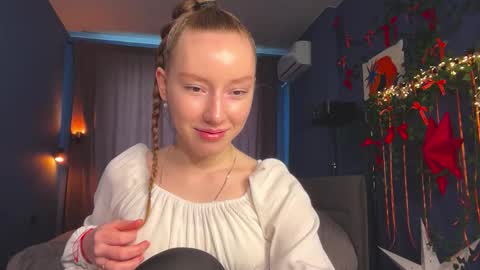 Anna online show from March 6, 1:29 pm