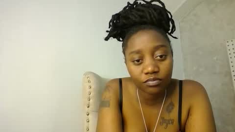 Snapshot of annabel038 chatting on October 16, 9:27 pm Annabel online show from October 16, 9:27 pm