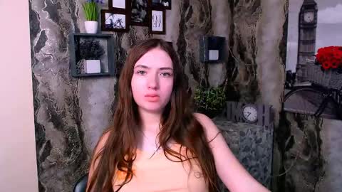 Anna online show from April 14, 9:59 am