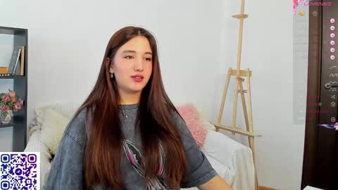 Snapshot of annaelfi chatting on February 23, 2:51 am Anna online show from February 23, 2:51 am