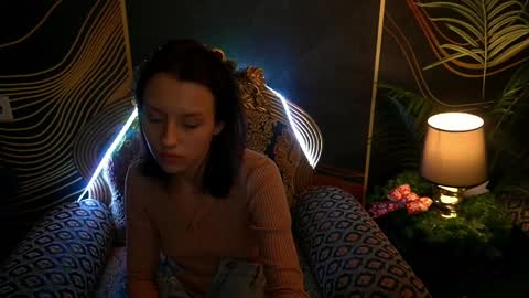 Anna online show from December 29, 5:44 pm