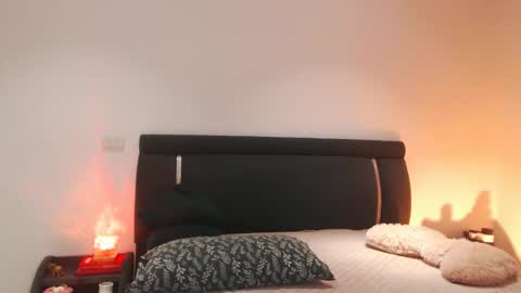 annaevv online show from February 5, 4:17 am