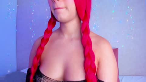 annafoox_ online show from December 11, 5:10 am