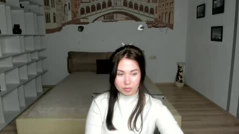 Anna online show from November 12, 10:15 am