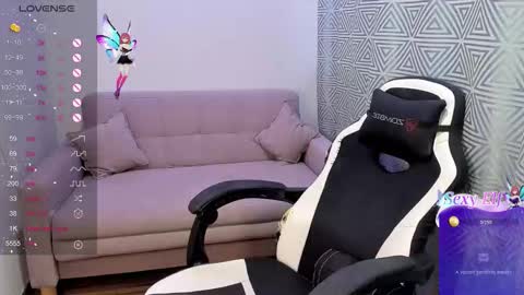 im Sophie  online show from December 14, 11:26 am