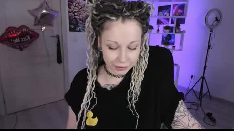 Anna online show from September 25, 4:11 pm