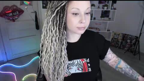 Anna online show from March 29, 6:52 pm