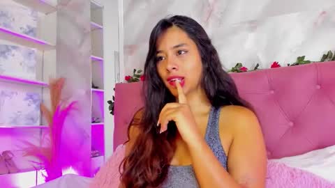 Snapshot of annaqueen_ chatting on October 23, 4:50 pm Anna online show from October 23, 4:50 pm