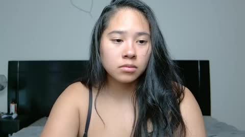 Anna online show from April 14, 9:54 pm