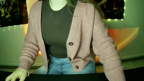 Bella online show from September 23, 10:07 am