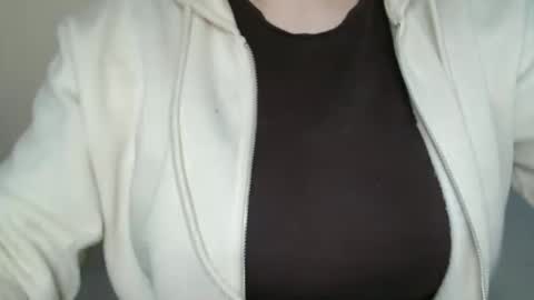 Bella online show from February 16, 1:07 pm