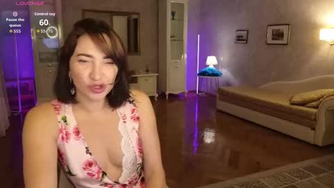 anne_karma online show from October 21, 8:20 pm