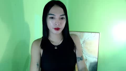 Snapshot of anne_kourtney chatting on March 8, 9:28 am vanessa online show from March 8, 9:28 am