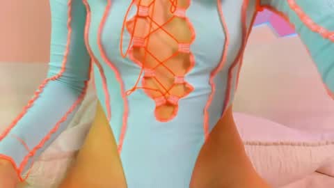 Snapshot of anne_millerr chatting on June 2, 11:56 am anne_millerr online show from June 2, 11:56 am