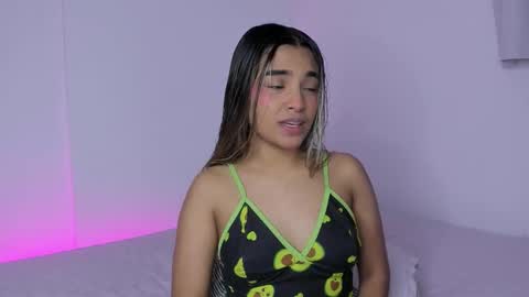 Anne online show from December 1, 5:01 am