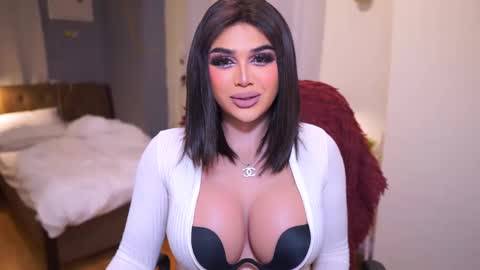 Anne Hart online show from February 10, 4:41 am