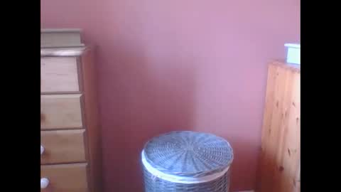 annecharlie online show from October 28, 8:07 am