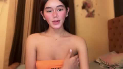 Snapshot of annedee_ chatting on December 22, 5:32 pm Kim online show from December 22, 5:32 pm