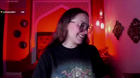 Anne  online show from December 3, 8:28 pm