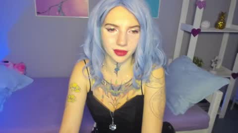 Snapshot of annetenet chatting on January 10, 7:14 am Annet online show from January 10, 7:14 am