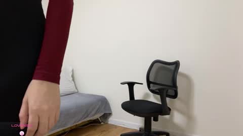 Snapshot of annetmoroz chatting on March 19, 1:26 pm Ann Serj online show from March 19, 1:26 pm