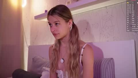 Anne online show from September 27, 7:19 pm