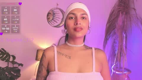 Angel online show from January 3, 10:19 pm