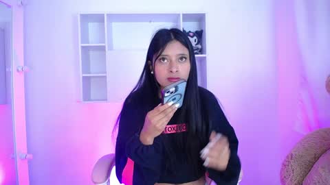 Snapshot of anni99_ chatting on January 15, 11:21 am Anni online show from January 15, 11:21 am