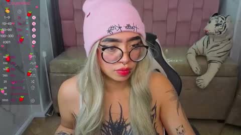 Anni acker b online show from November 26, 3:18 am