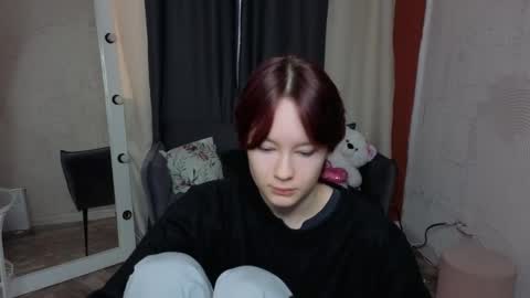 Anni online show from February 3, 6:22 am