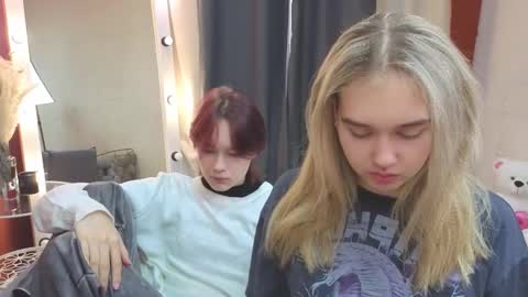 Anni online show from February 5, 5:01 am